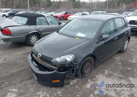 2010 Volkswagen Golf z USA, uszkodzony, nr VIN WVWDB7AJ3AW427411